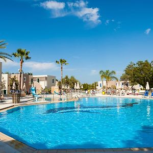 Sirios Village Hotel & Bungalows